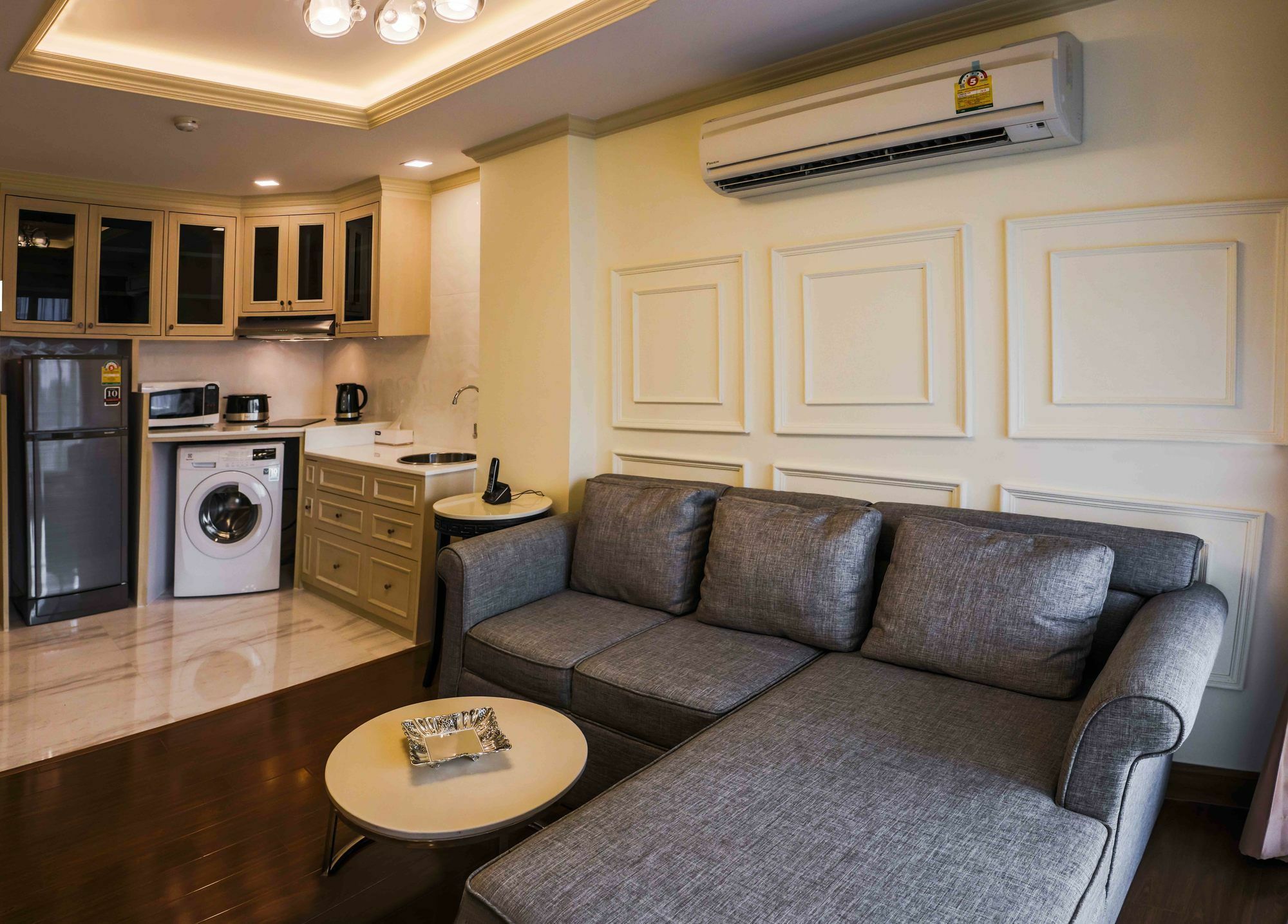 Aspira Hana Executive Apartment Thonglor Bangkok Esterno foto